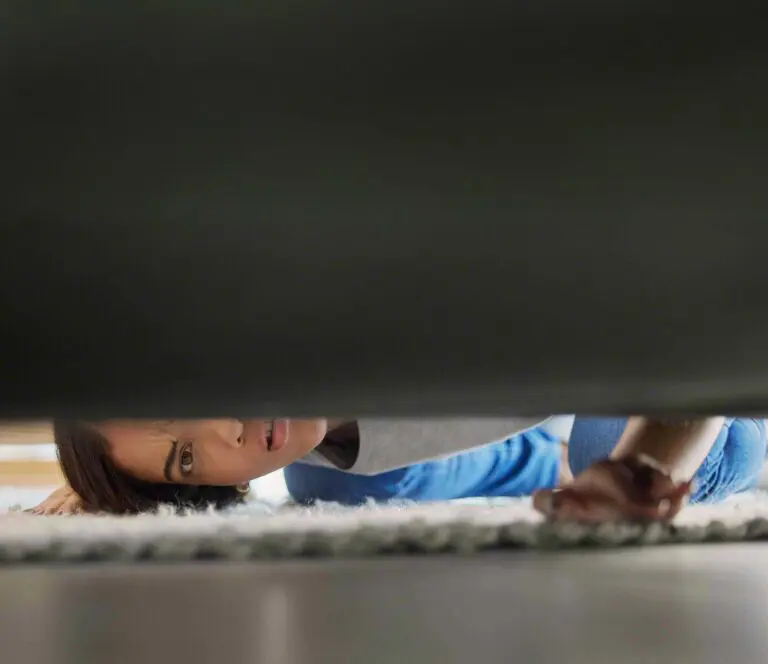 How to Fix a Squeaky Bed